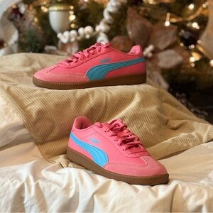 Puma Women’s Vibrant Pink and Blue Sneakers
